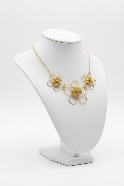 Collar flores