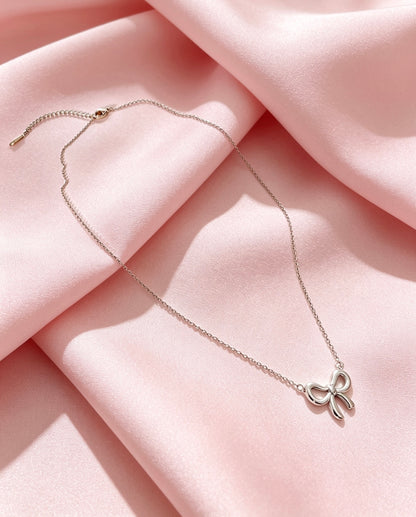 Collar coquette plateado