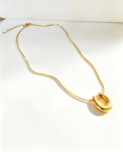 Collar Óvalo