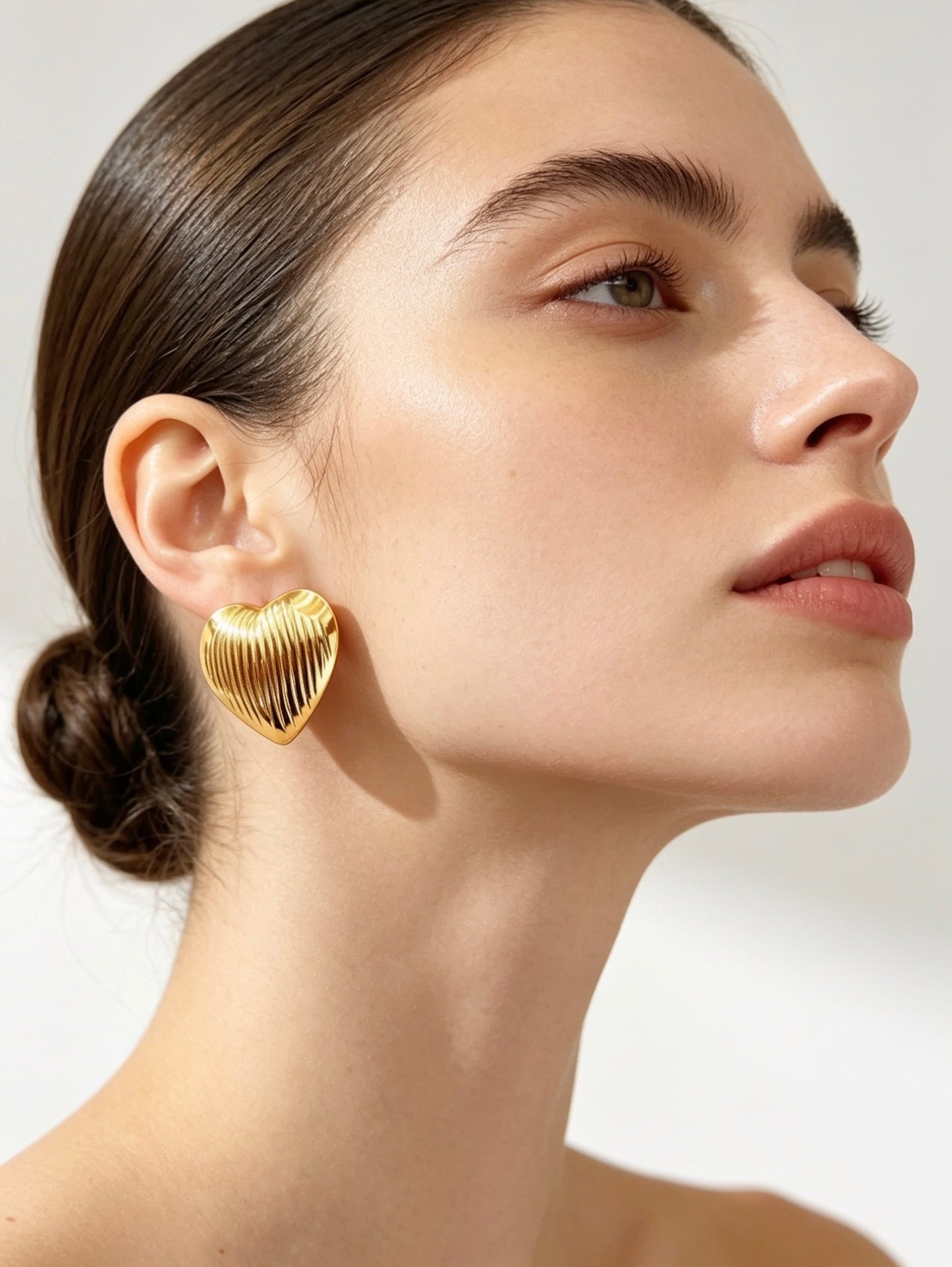Aretes Love