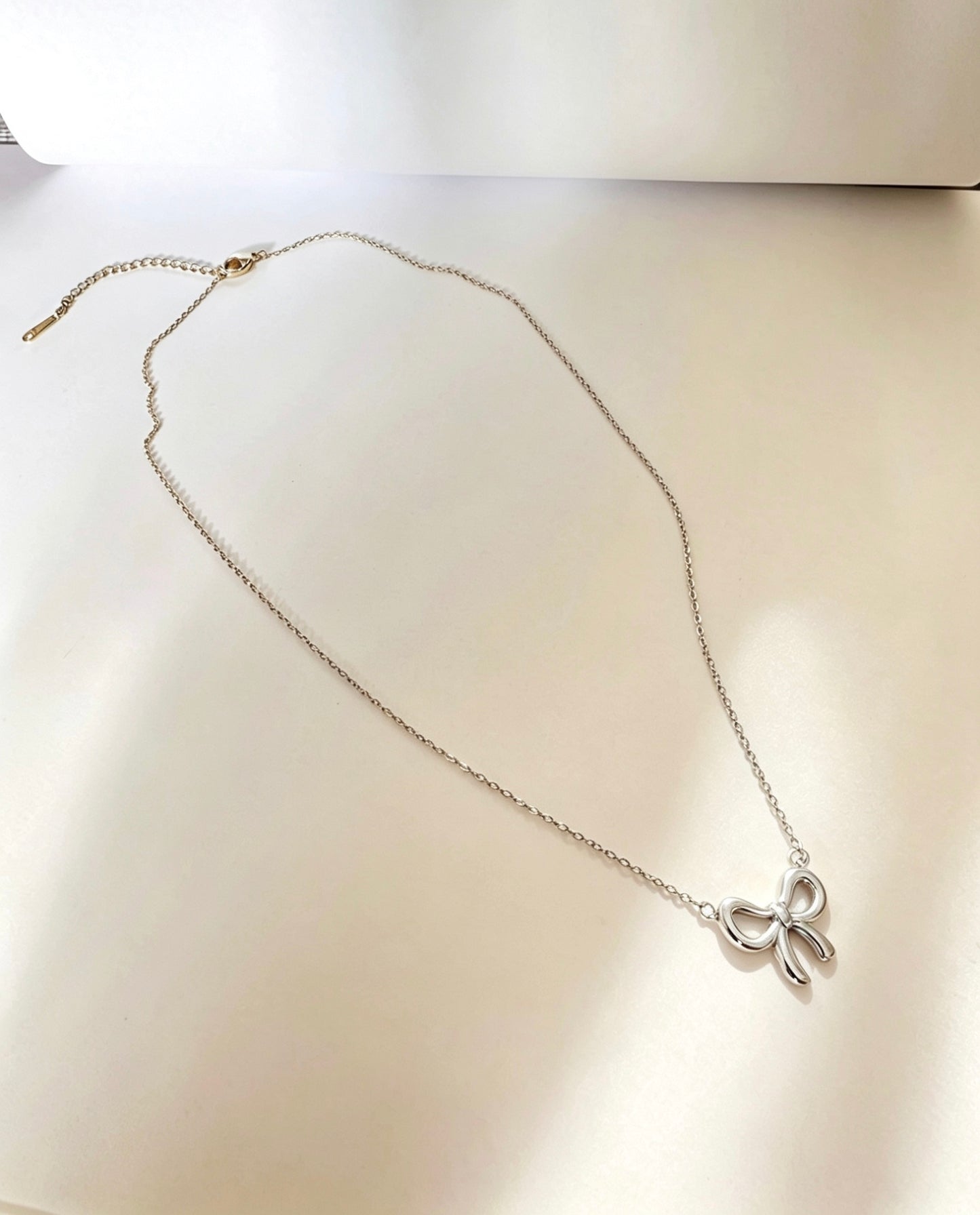 Collar coquette plateado